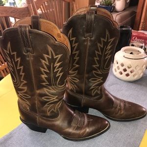 Ariat boots women’s 10B
